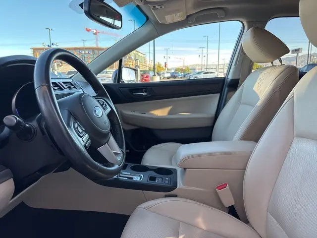 2017 Subaru Outback Limited photo 19