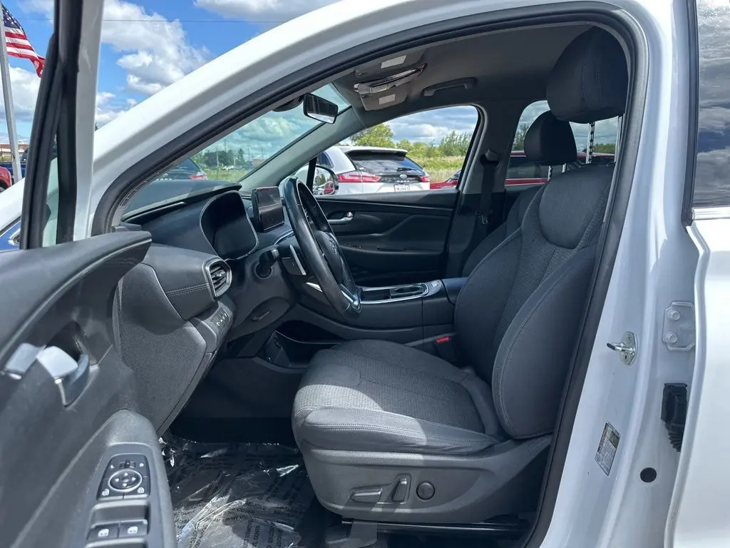 2023 Hyundai Santa Fe SEL photo 5