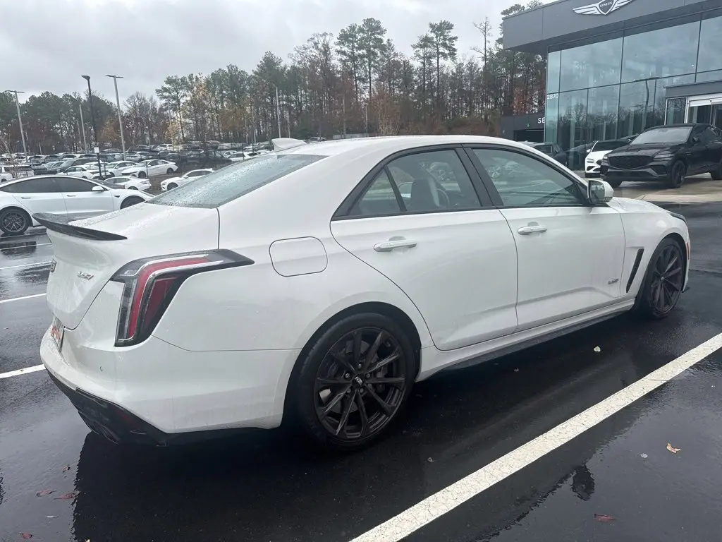 2022 Cadillac CT4 Blackwing photo 3