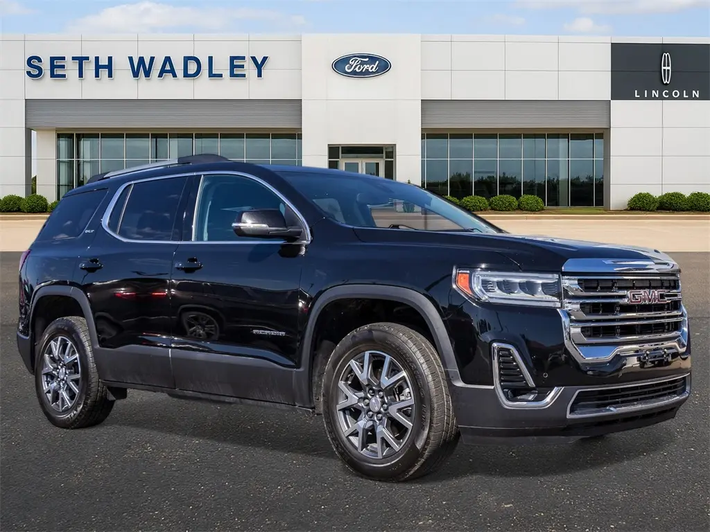 2023 GMC Acadia SLT's photo