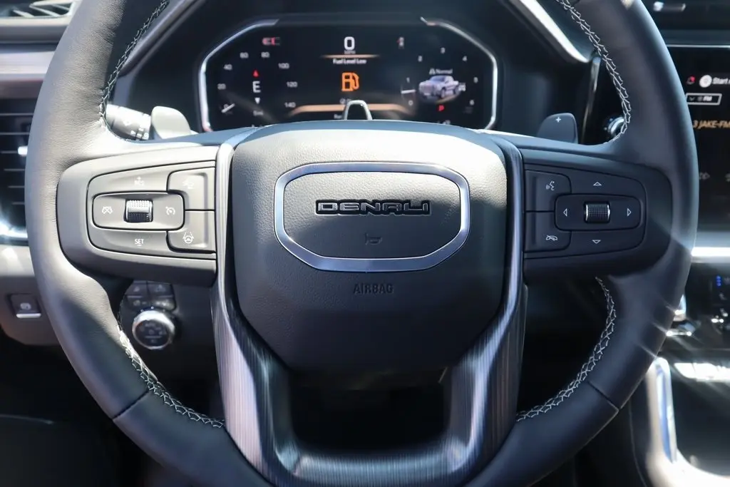 2026 Gmc Sierra 1500 Denali Ultimate photo 3