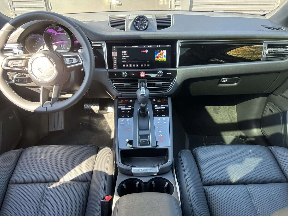 2026 Porsche Macan Base - Photo 18