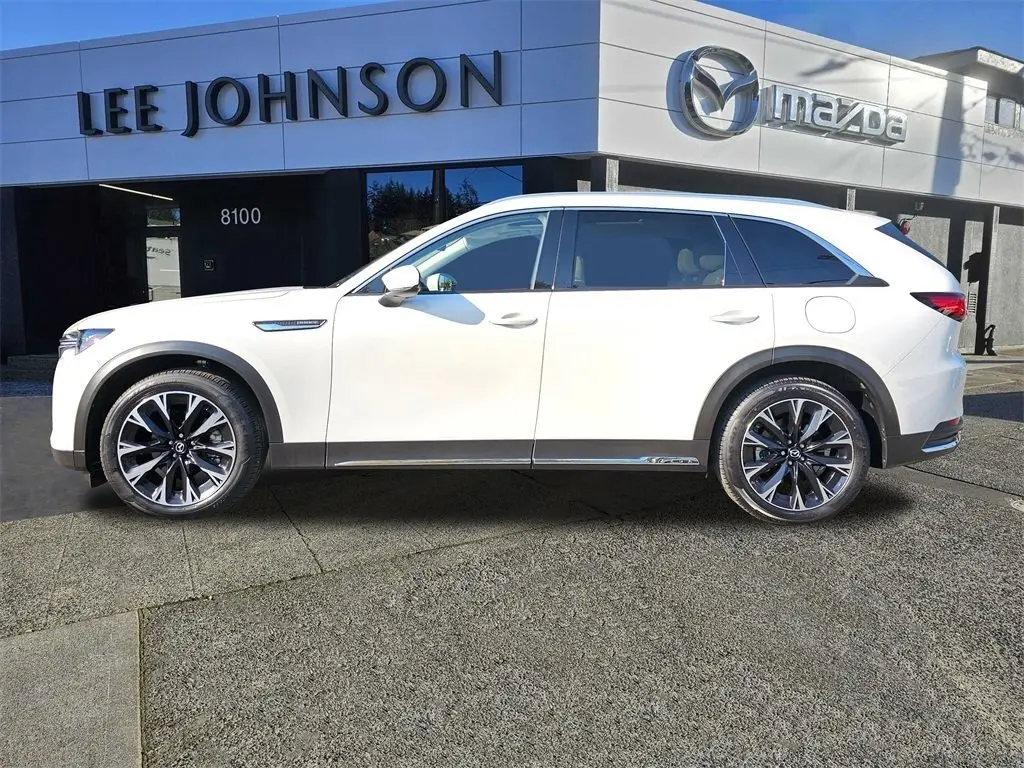 2024 Mazda CX-90 Plug-in Hybrid Premium photo 2