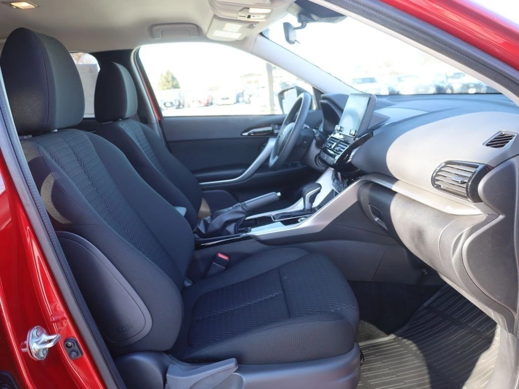 2026 Mitsubishi Eclipse Cross LE - Photo 13