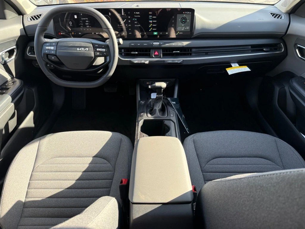 2025 Kia K4 EX - Photo 7