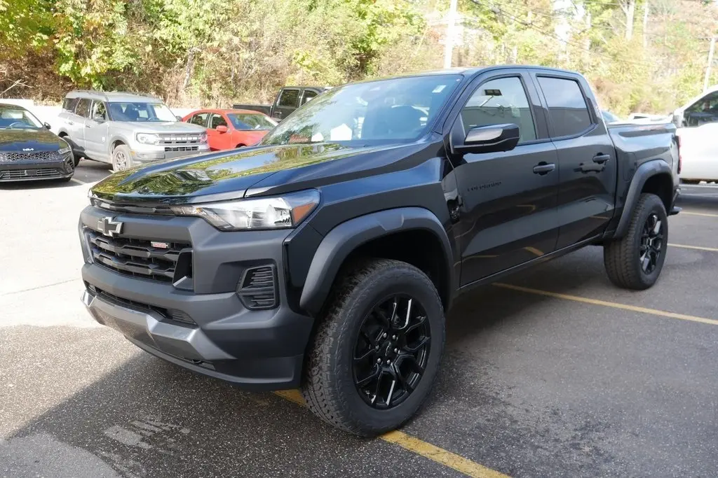 2026 Chevrolet Colorado Trail Boss photo 4