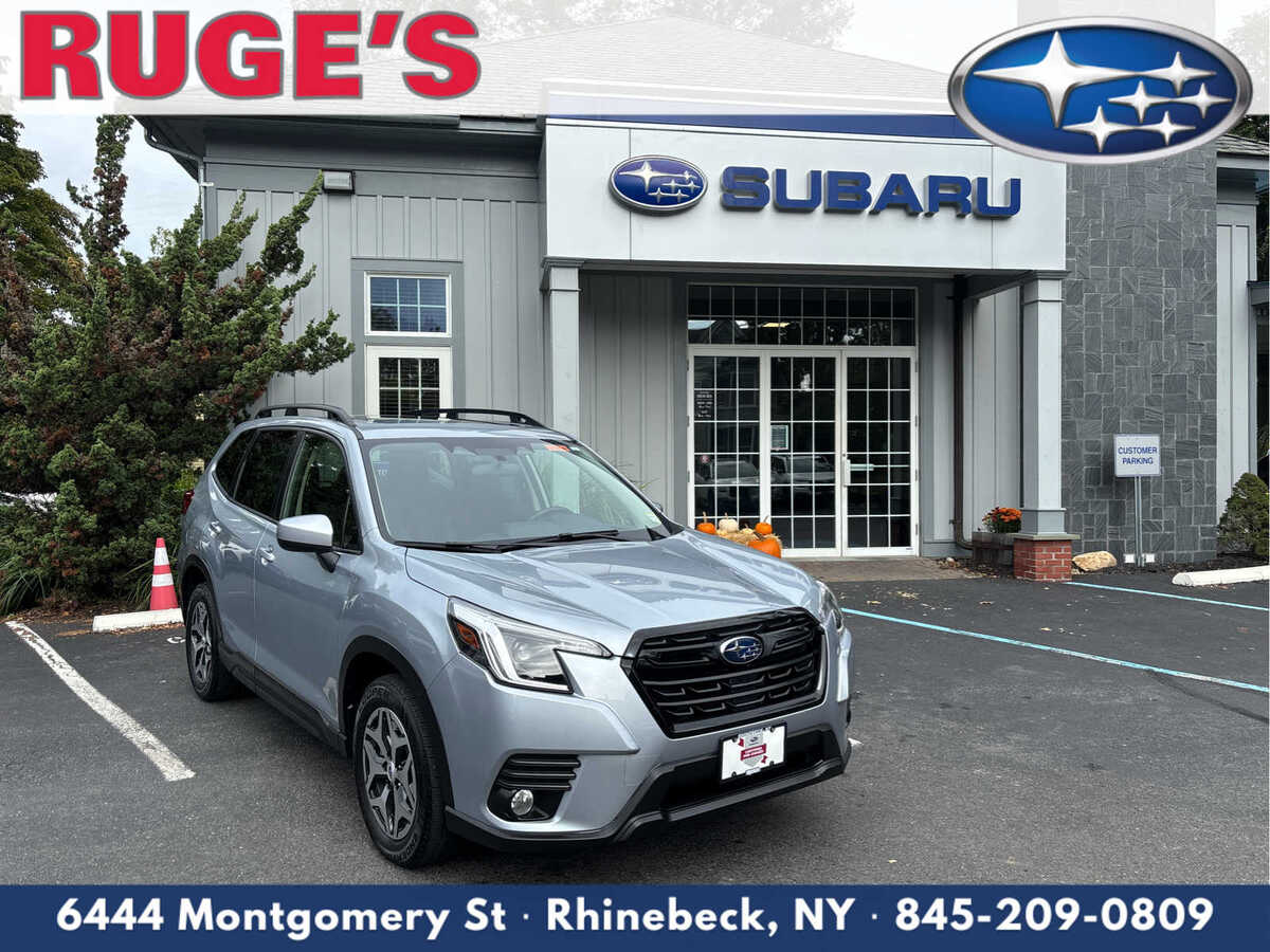 2023 Subaru Forester Premium