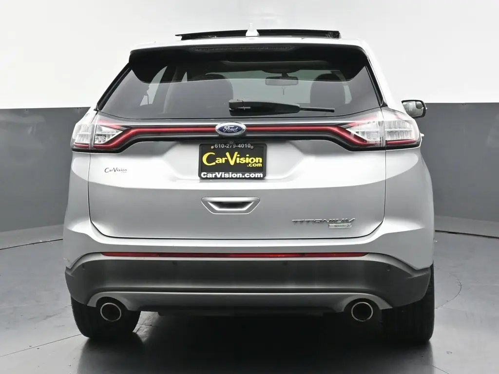2018 Ford Edge Titanium photo 3