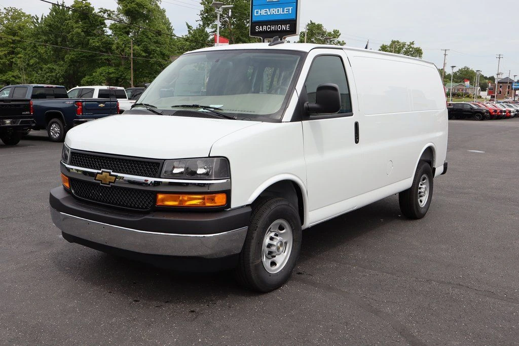2025 Chevrolet Express Cargo Work Van - Photo 19