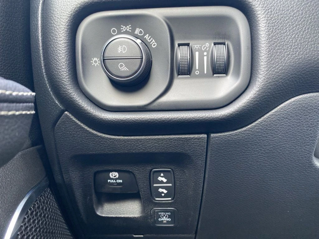 2026 RAM 1500 Laramie - Photo 26