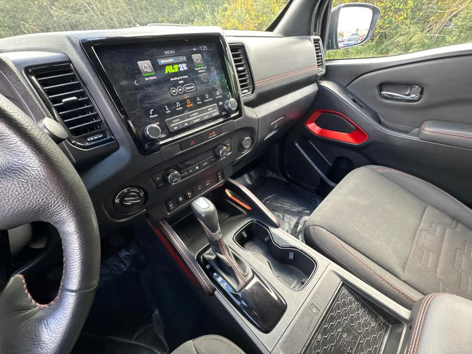 2023 Nissan Frontier PRO-4X photo 22