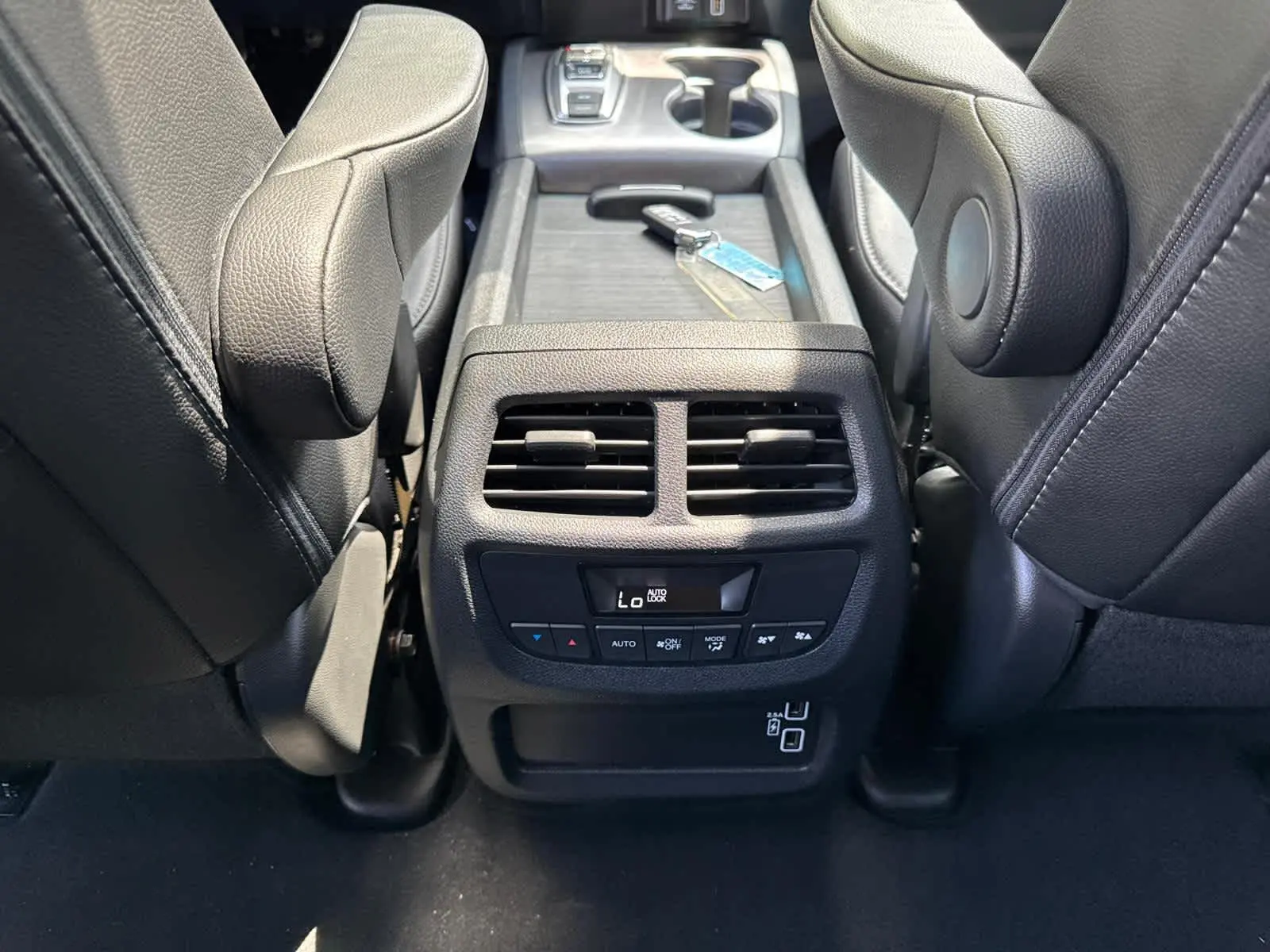 2022 Honda Pilot Special Edition photo 30