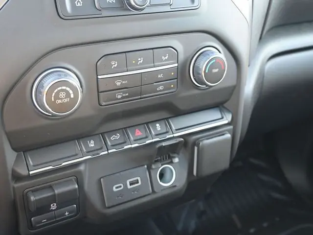 2025 Chevrolet Silverado 2500HD Work Truck photo 13