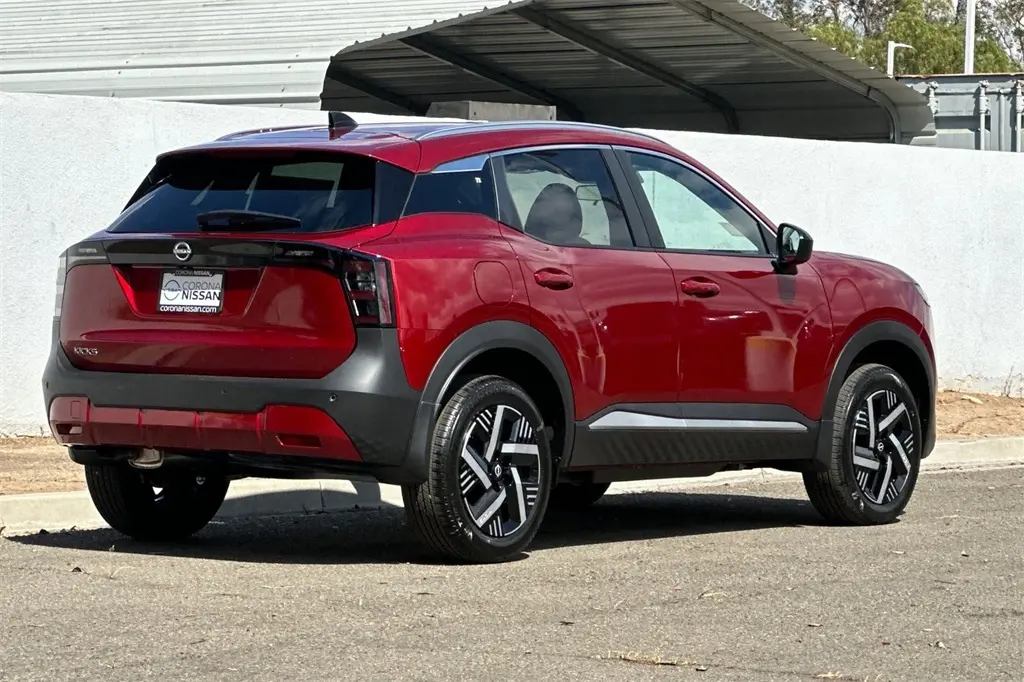 2026 Nissan Kicks SV photo 4