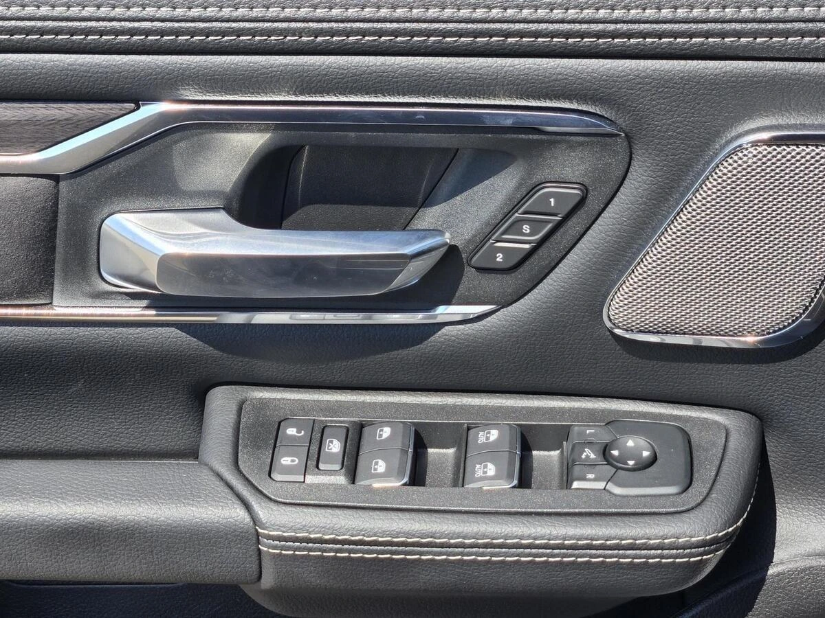 2026 RAM 1500 Laramie - Photo 19