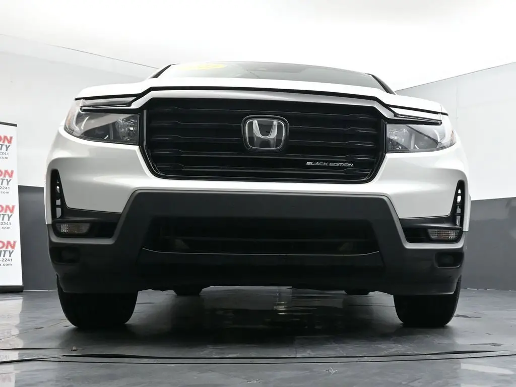 2023 Honda Ridgeline Black Edition photo 37
