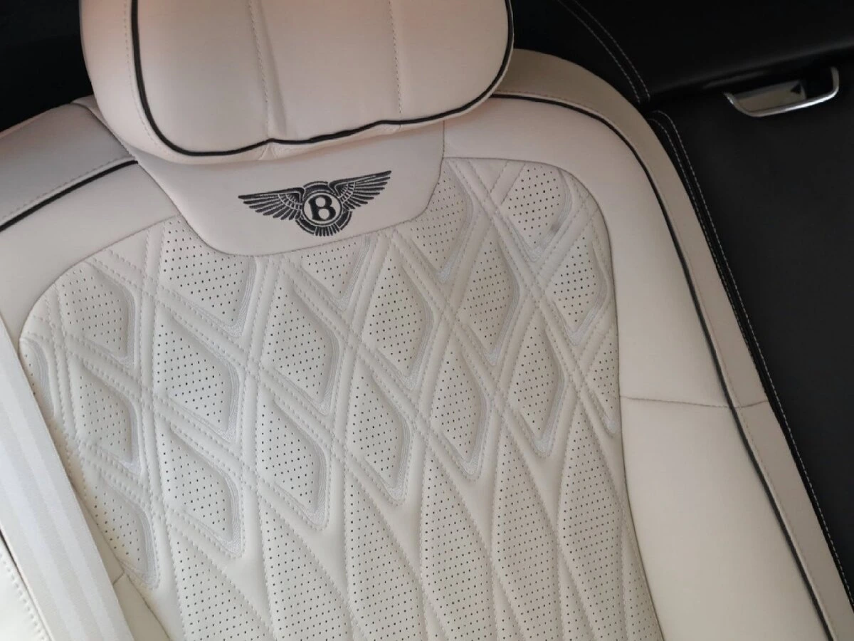 2026 Bentley Flying Spur Azure - Photo 42