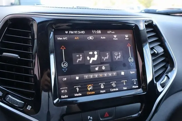 2019 Jeep Cherokee Limited photo 19
