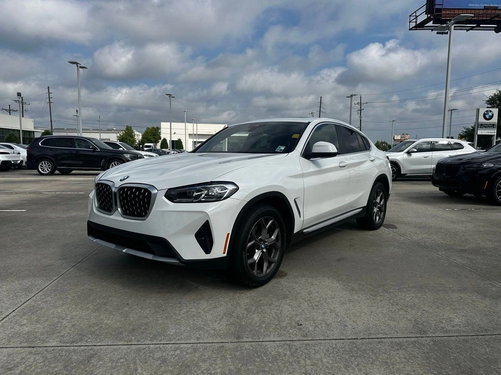 2024 BMW X4 xDrive30i's photo