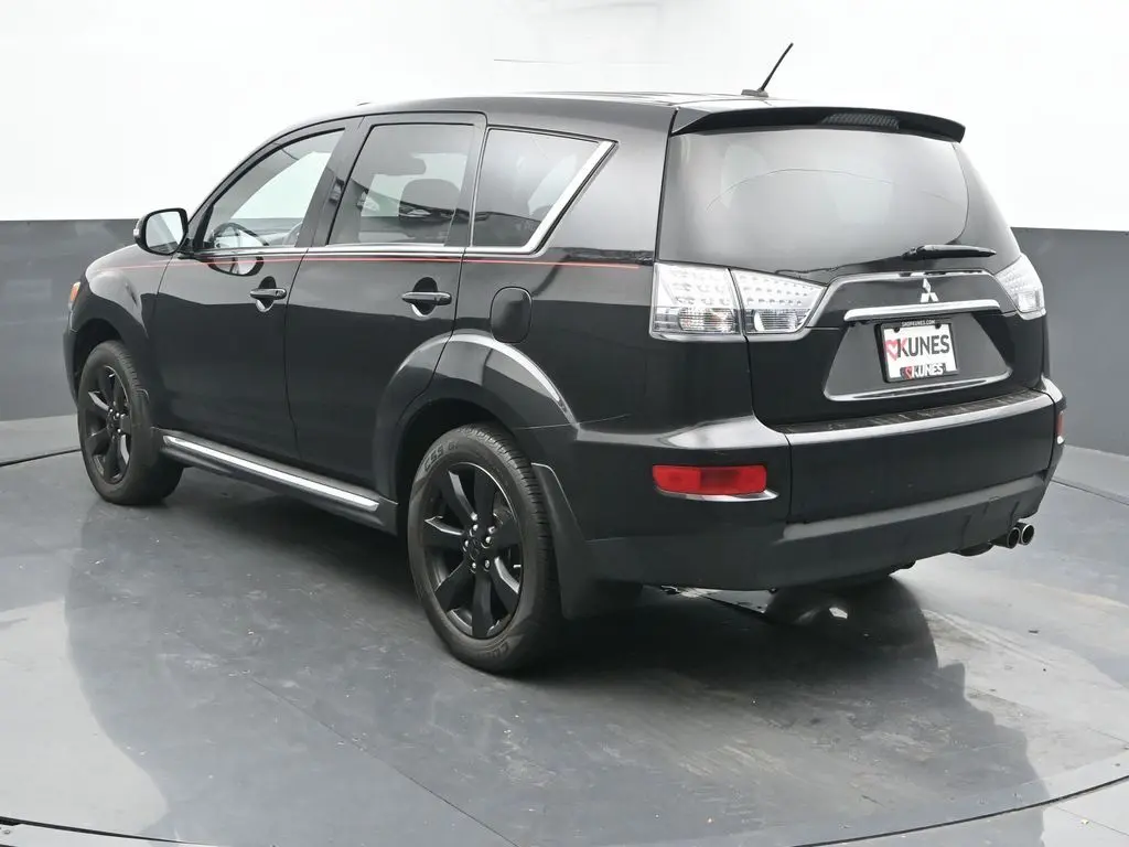 2012 Mitsubishi Outlander GT photo 3