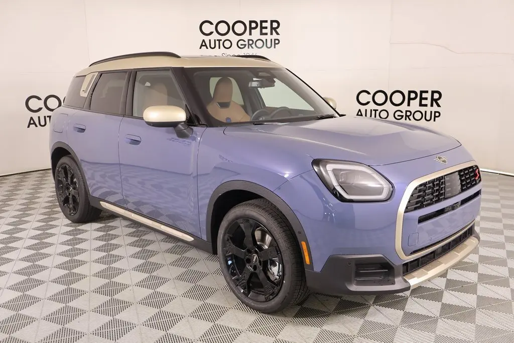 2026 MINI Countryman S's photo