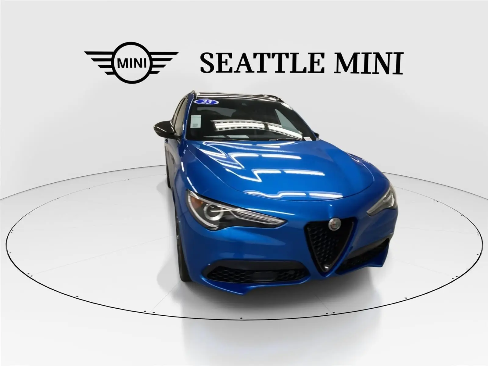 2023 Alfa Romeo Stelvio Ti photo 3