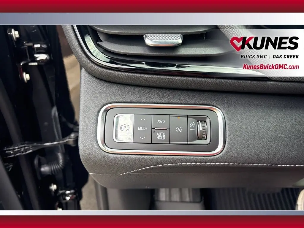 2026 Buick Enclave Sport Touring photo 17
