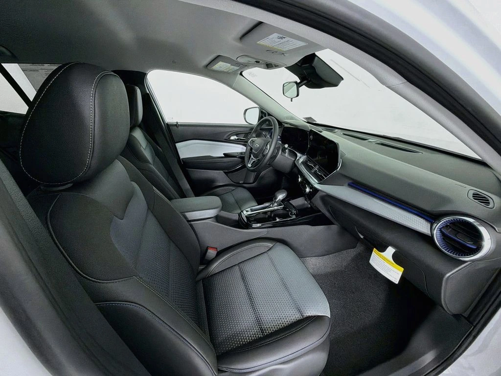 2026 Chevrolet Trax LT - Photo 26