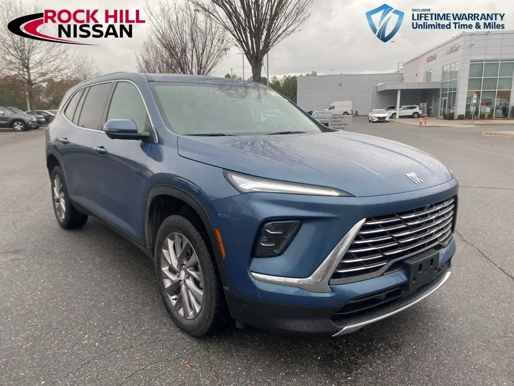 2025 Buick Enclave Preferred's photo