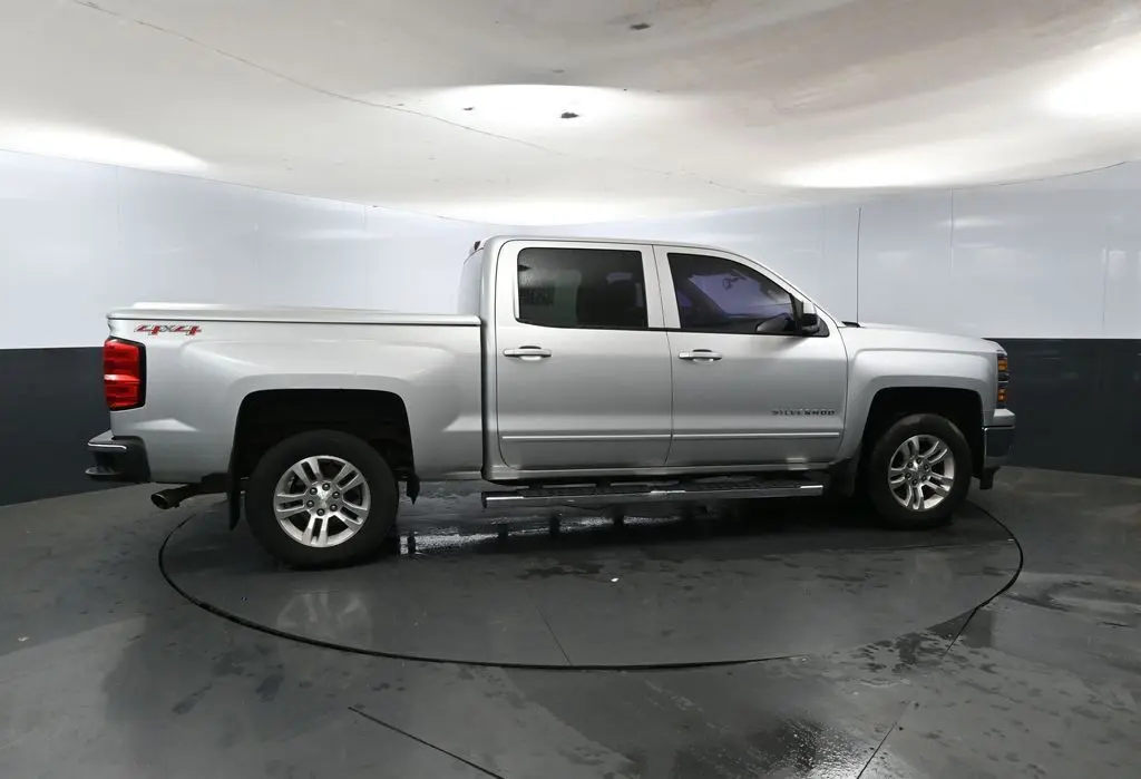 Used 2015 Chevrolet Silverado 1500 LT with VIN 3GCUKREC1FG308155 for sale in Elkhorn, WI