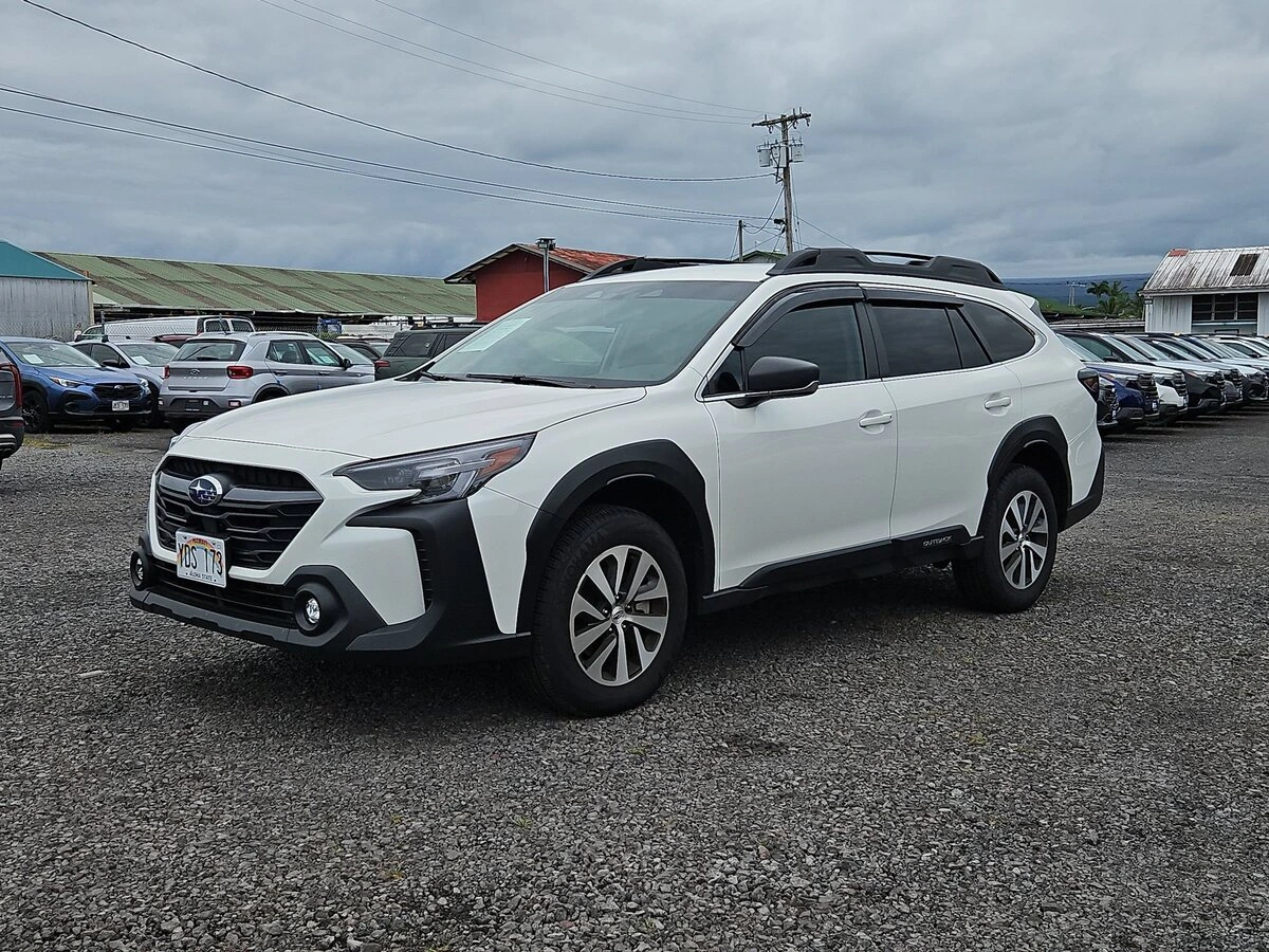 2025 Subaru Outback Base