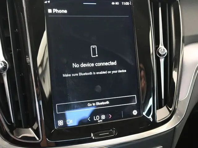 2024 Volvo S60 B5 Core photo 19