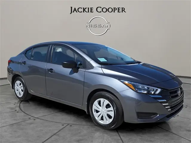 2025 Nissan Versa 1.6 S photo 7