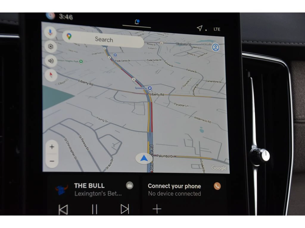 2026 Volvo - image 21