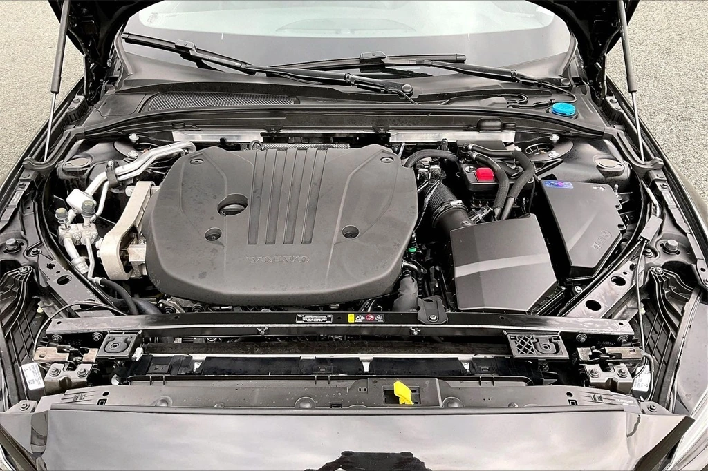 2023 Volvo - image 30