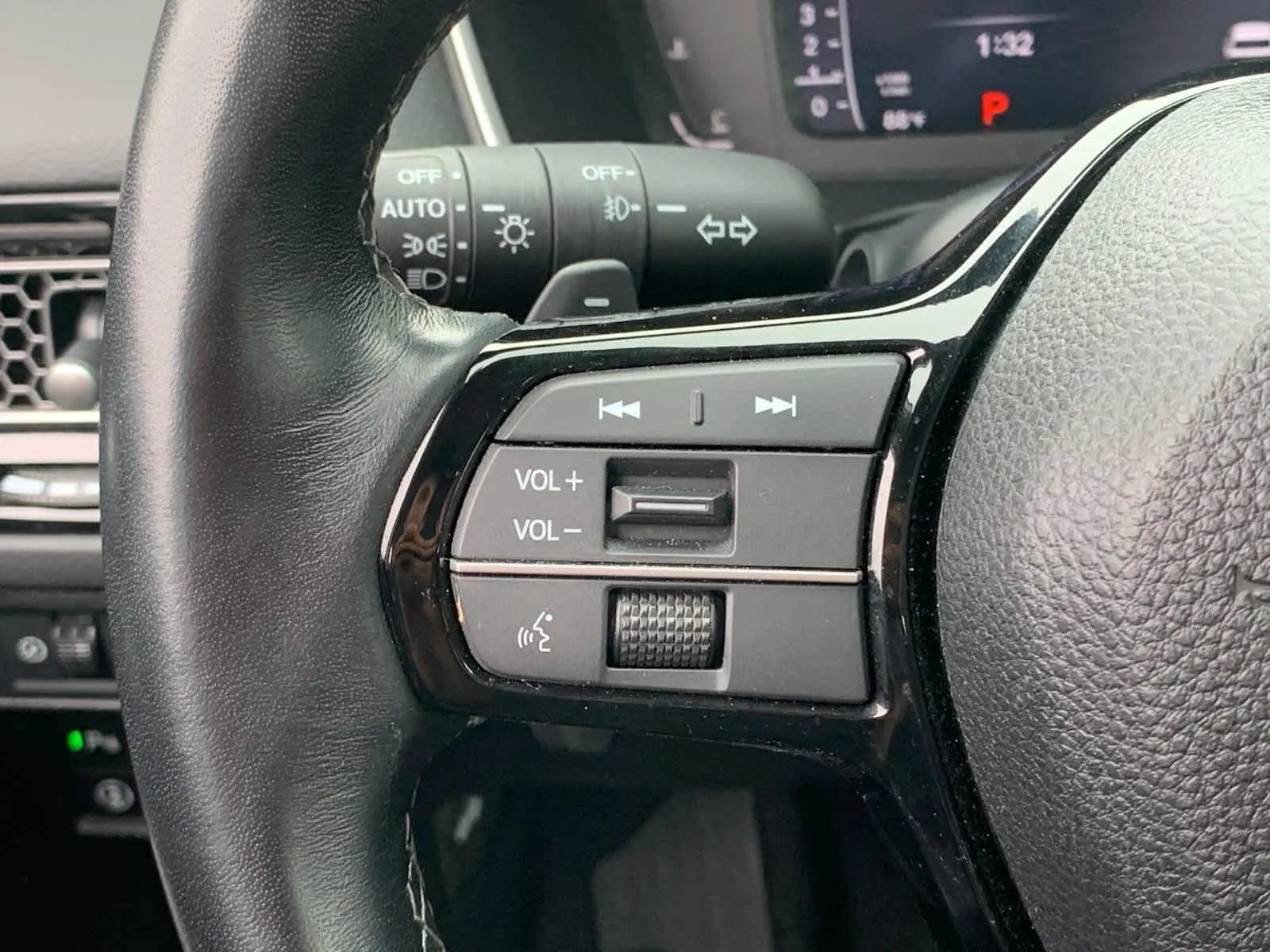 2024 Honda Civic Touring photo 20