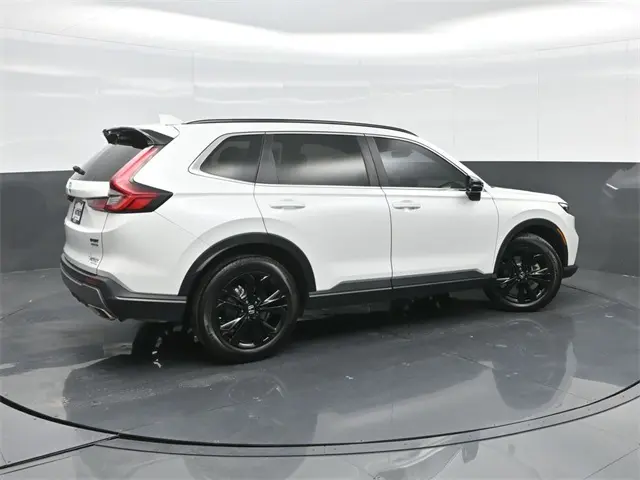 2024 Honda CR-V Hybrid Sport Touring photo 3