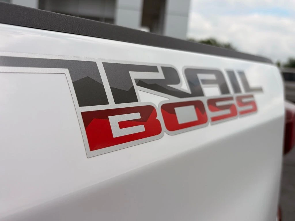 2026 Chevrolet Silverado 1500 LT Trail Boss - Photo 10