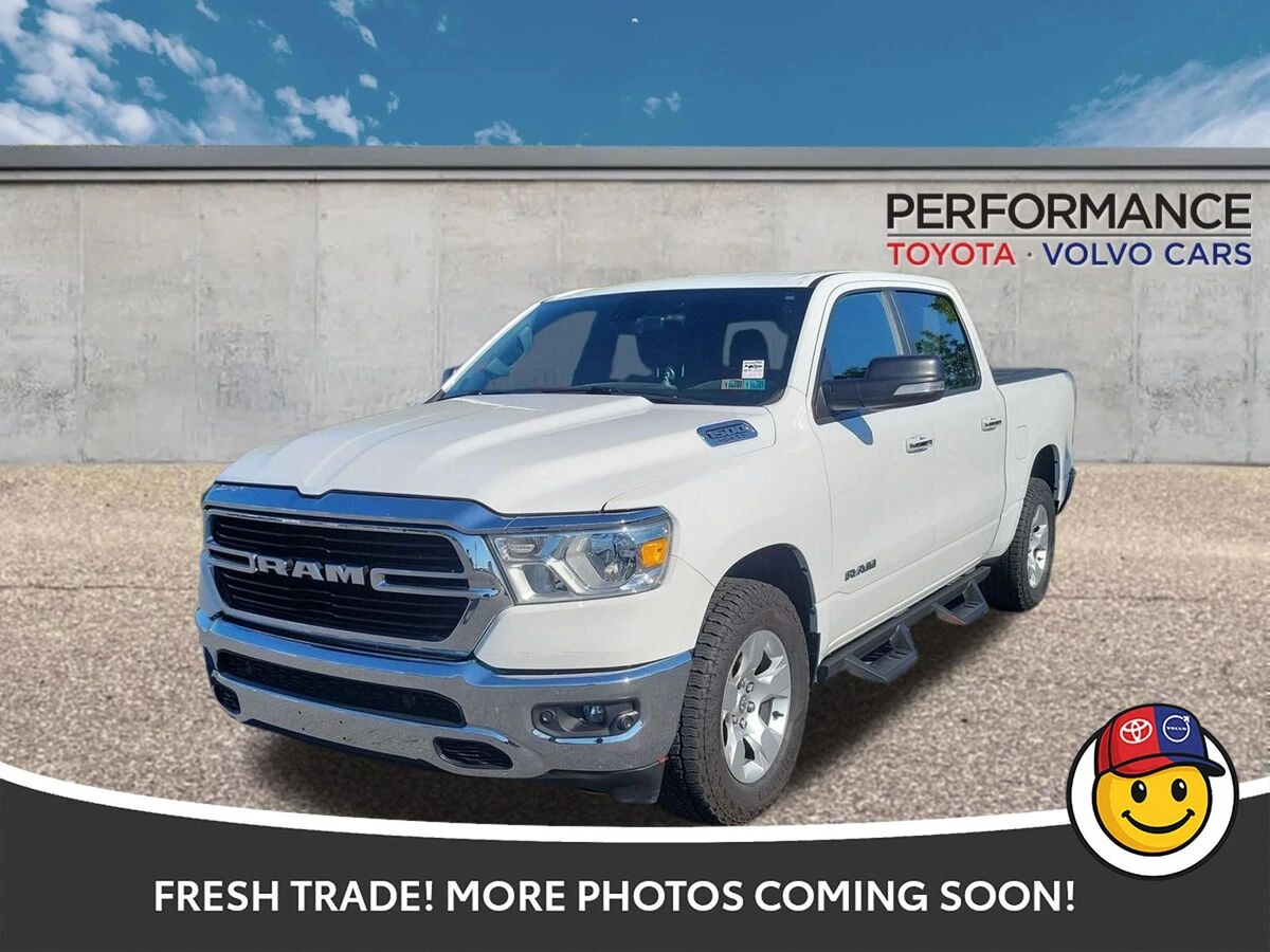 2020 RAM 1500 Big Horn/Lone Star 4x4 Crew Cab 5'7's photo