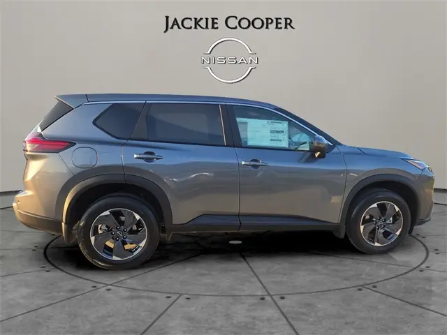 2026 Nissan Rogue SV photo 6