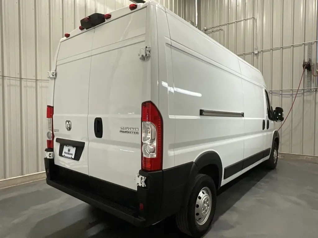 2024 Ram ProMaster 2500 photo 16