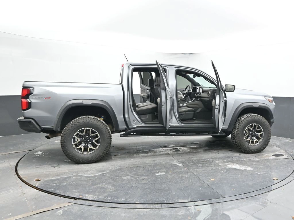 2024 Chevrolet Colorado ZR2 - Photo 51