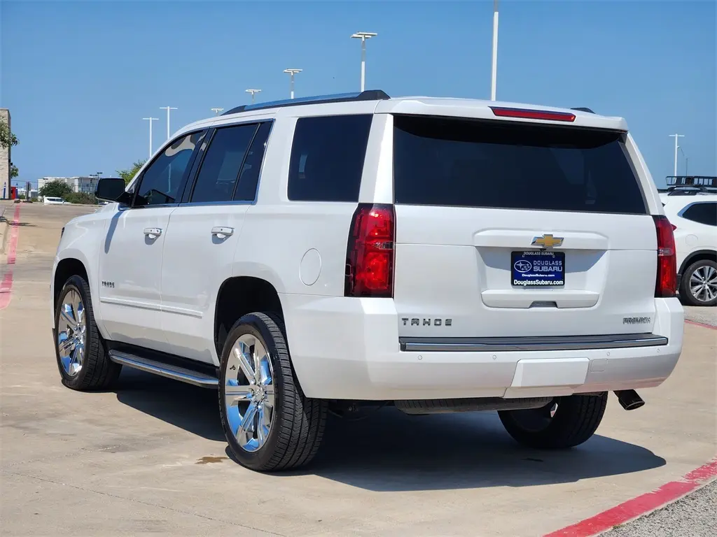 2019 Chevrolet Tahoe Premier photo 3