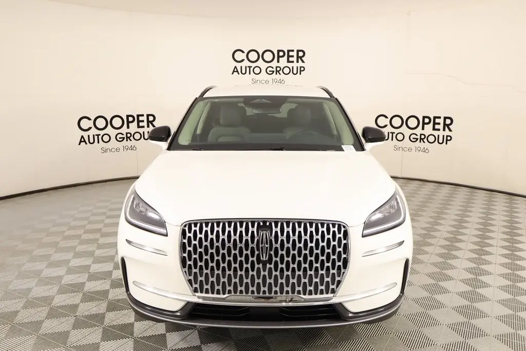 2026 Lincoln Corsair Premiere photo 10