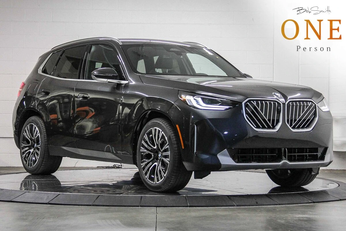 2026 BMW X3 30 XDRIVE's photo