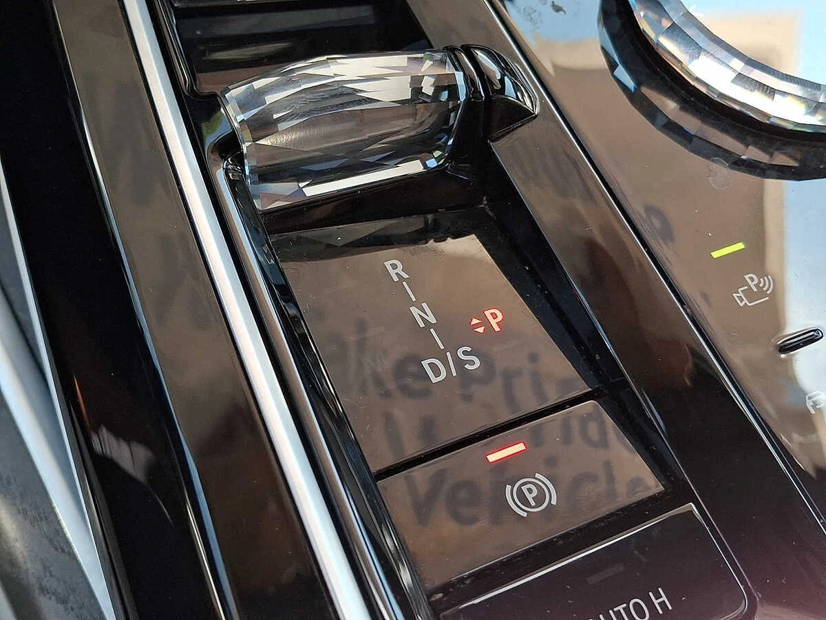 2024 BMW 7 Series 740i - Photo 12