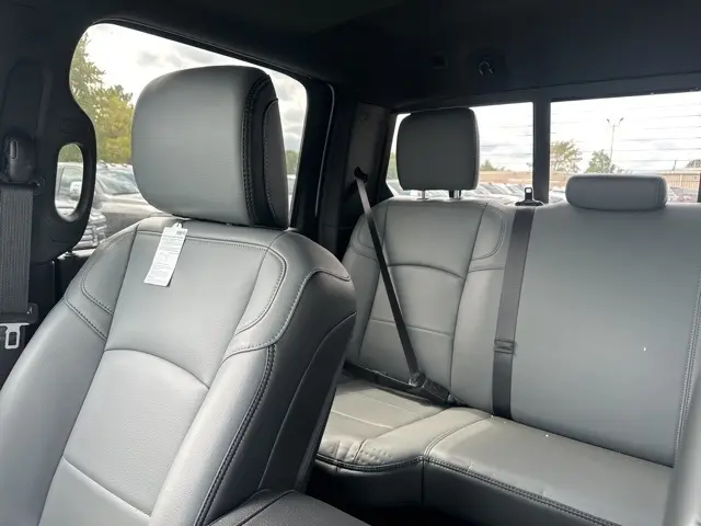 2025 Ram 2500 Tradesman photo 8