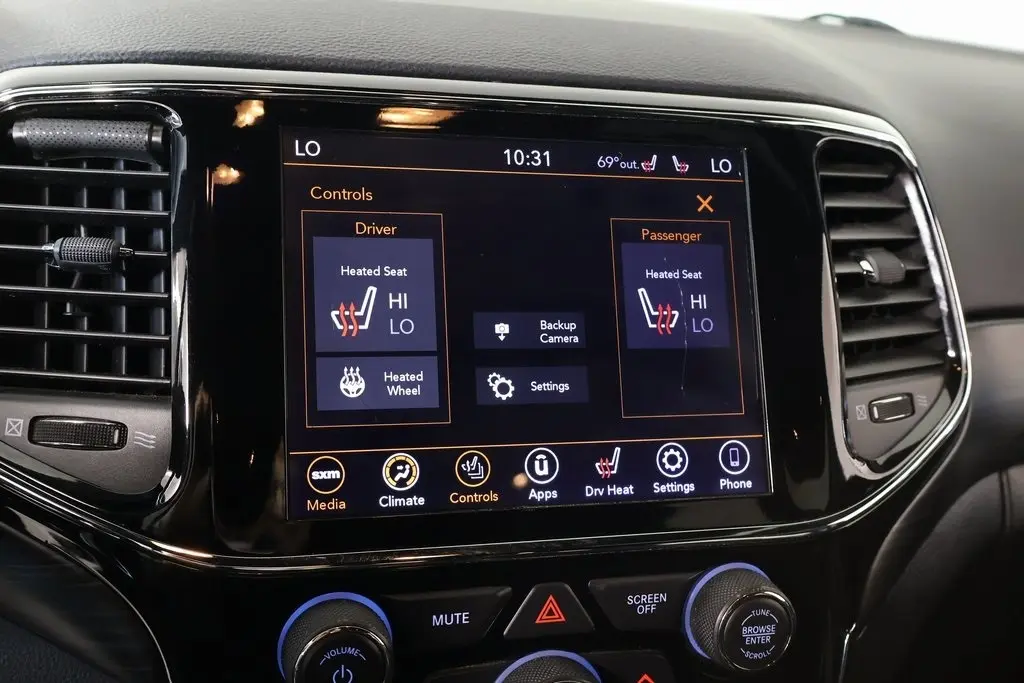 2020 Jeep Grand Cherokee Altitude photo 7