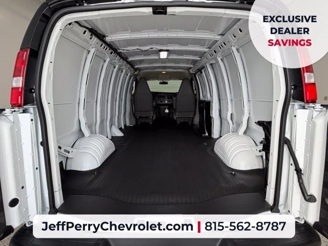 2026 Chevrolet Express Cargo Work Van - Photo 26