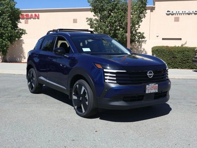 2026 Nissan KICKS SR's photo